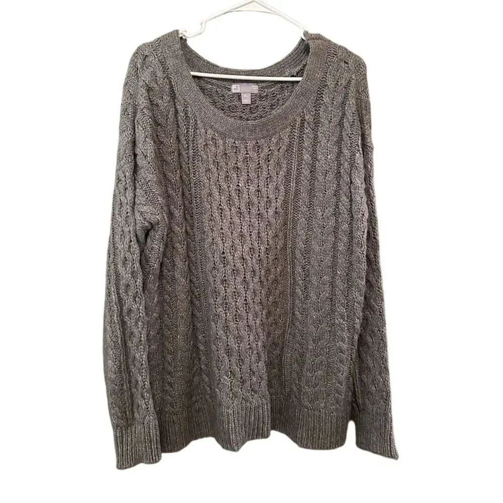 JCP Size XL grey cable knit  scoop neck sweater cozy oversized .